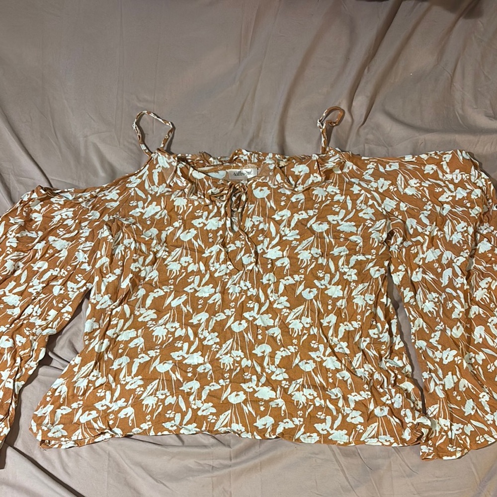 Floral Cold Shoulder Top